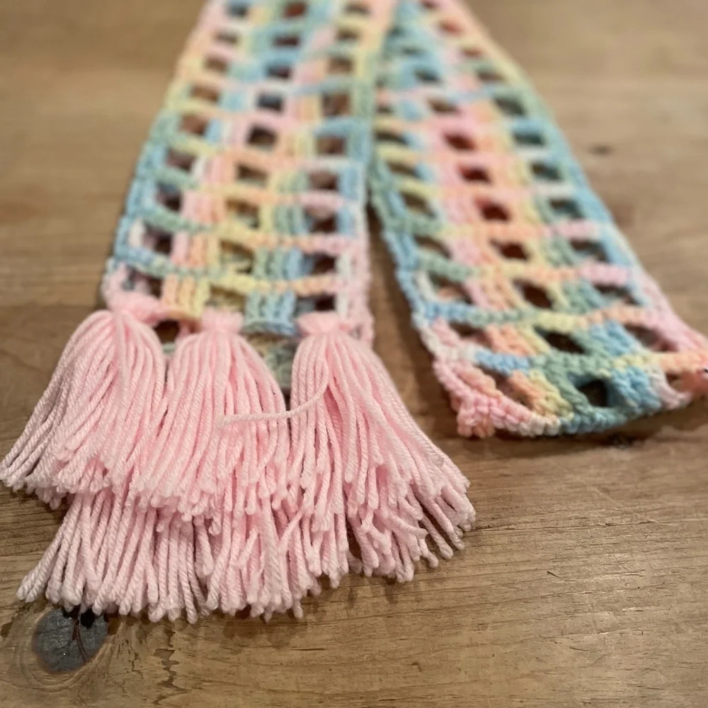 NWT hand knitted baby girl scarf pink yellow pastels blue green pink fringe OS